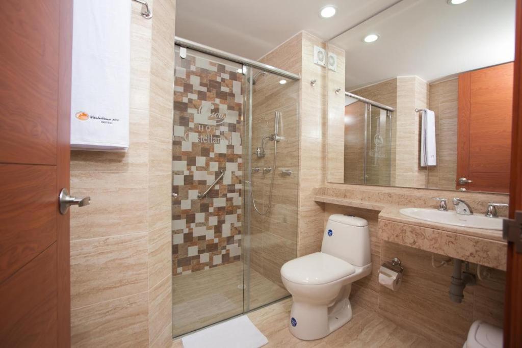 Hotel Castellana 100 Bogotá Szoba fotó