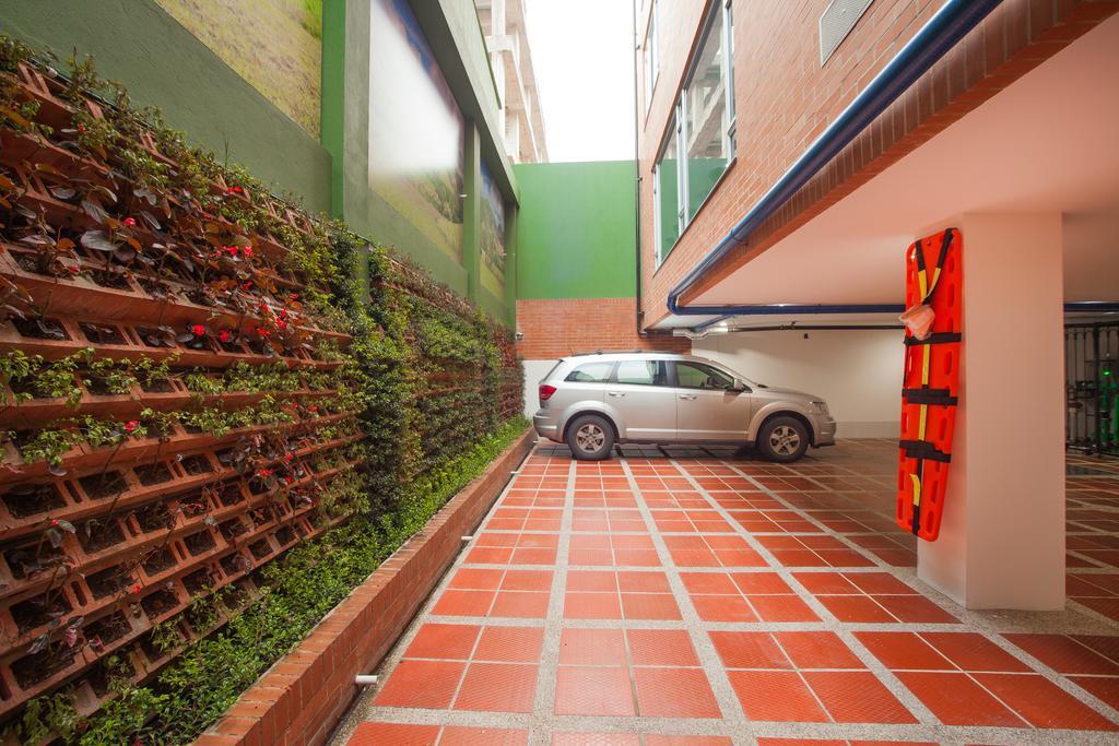 Hotel Castellana 100 Bogotá Kültér fotó